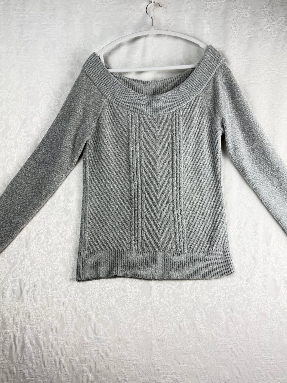 White House Black Market Gray Cable Knit Sweater Women's Large Pullover